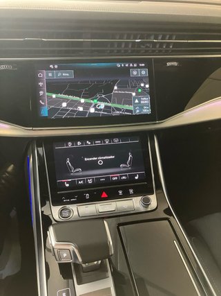 Audi Q8 2025
