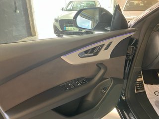 Audi Q8 2025