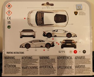 Airfix 1:43 Lamborghini Huracán Evo Starter Set