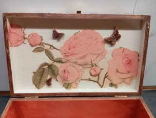 Caja de madera decorada estilo Shabby Chic