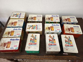 Lote de 13 scatole vintage di Cola Cao