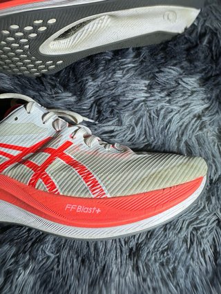 ASICS Magic Speed 3 Talla 44.5