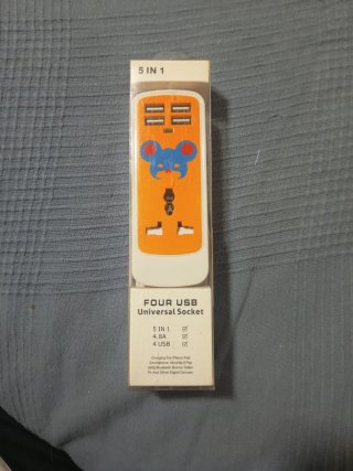 Cargador USB 5 en 1 Universal