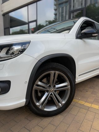 Volkswagen Tiguan 2.0 TDI R LINE NACIONAL