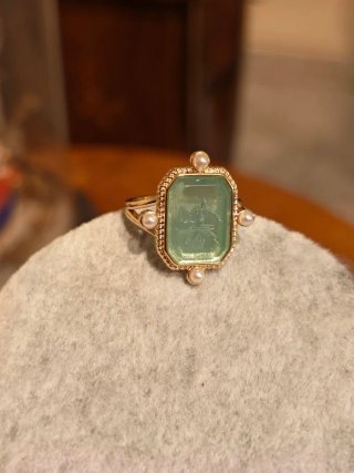 Anello donna oro con pietra verde