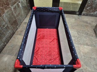 Cuna de viaje para bebé + colchón