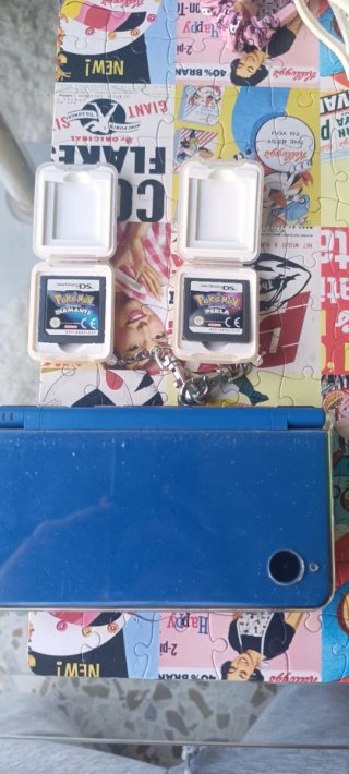 Nintendo DS XL Azul con juegos Pokémon
