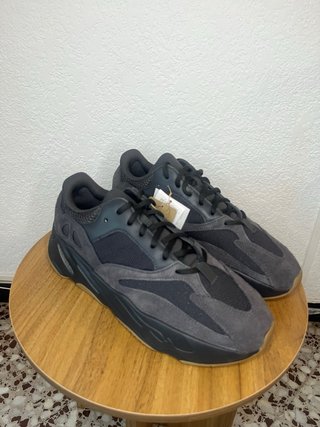 Adidas Yeezy Boost 700 Utility Black | Nuevas
