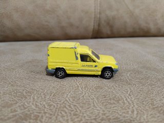 Renault Express La Poste Majorette
