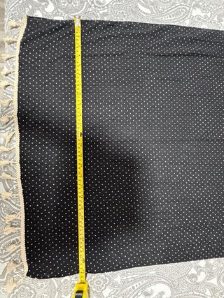 Fular negro lunares blancos con flecos