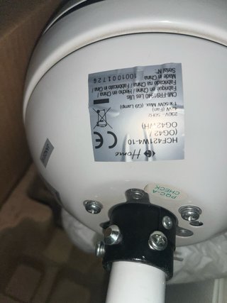 Ventilador de techo blanco