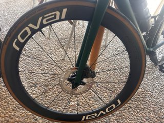 Juego Ruedas ENVE SES 4.5 y Roval CLX 2