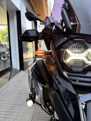 BMW R 1250 GS Adventure Negra
