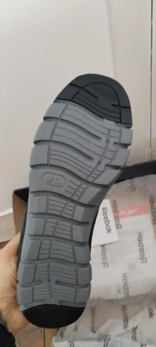 Zapatos de seguridad Reebok Talla 45 Nuevos