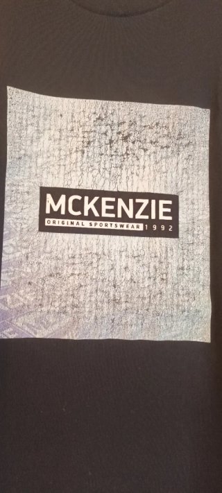 Camiseta McKenzie Negra Talla M