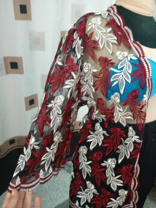 Conjunto falda larga tubular negro y rojo