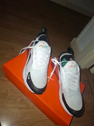 Nike Air Max 270 Talla 38 Blancas