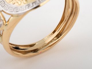 anillo oro 18k con piedra con circonita