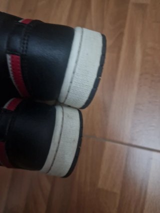 Zapatillas Air Jordan 1 Mid Gris Rojo Negro Talla