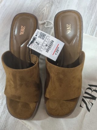 Sandalias Cuña Zara Marrones