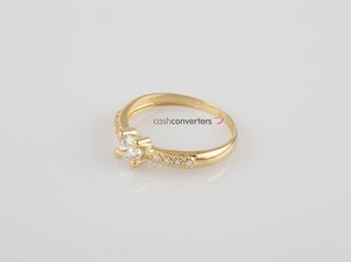 anillo oro 18k con piedra con circonita
