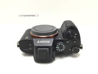 camara digital evil sony alpha a7r iii (ilce-7rm3)