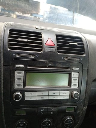SISTEMA AUDIO / RADIO CD Volkswagen Golf V (1K1)(10.2003->2008)