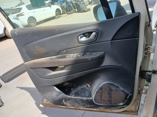 ELEVALUNAS DELANTERO IZQUIERDO Renault Captur I (2013->)