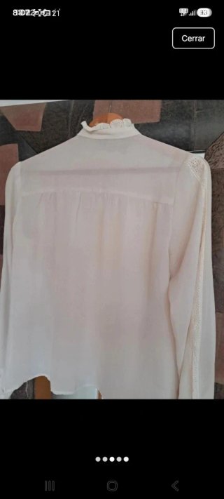Blusa vintage cruda con encaje