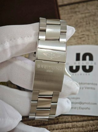 Breitling Avenger GMT 43 A32397