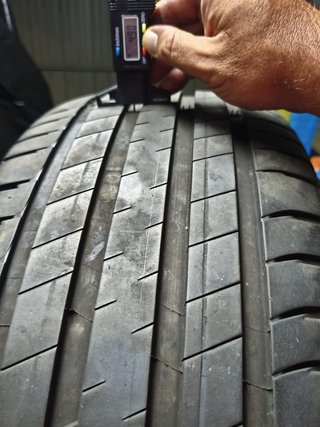 Neumáticos Latitude Sport 3 235/55/19 Michelin