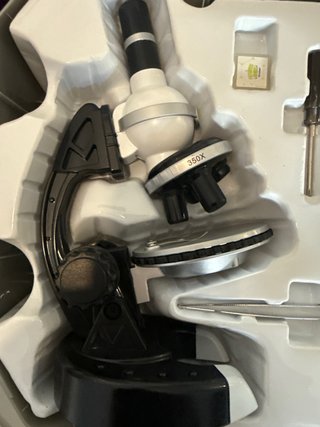 Microscopio El Corte Inglés sin estrenar