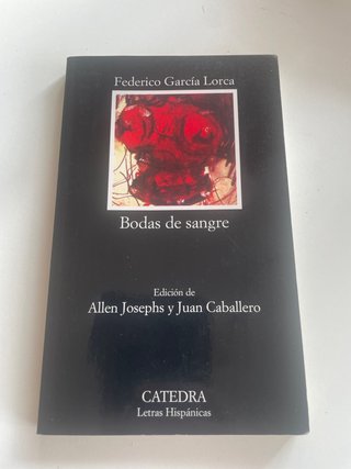 Bodas de Sangre (Letras Hispanicas) (Spanish Ed...