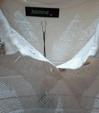 Maglia Jasmine donna bianca con colletto gioiello
