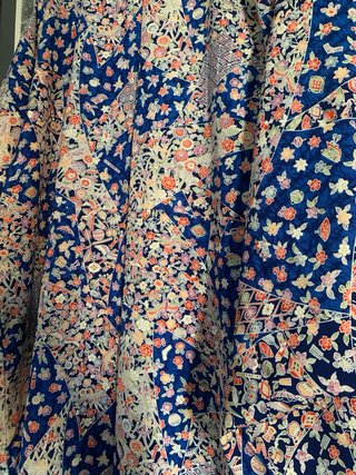 Kimono Japonés Floral Azul y Rosa