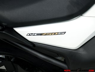 HONDA NC 750 S ¿A2?
