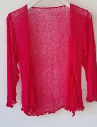 Bolero calado rojo