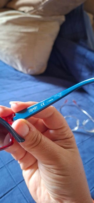 Occhiali da sole bicolore rossi e blu (per bambino