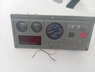 Cuadro de instrumentos Yanmar