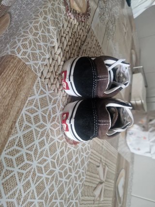 Tenis Vans Negro y Café talla 34