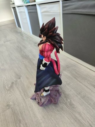 Figura Vegeto SSJ4 Dragon Ball Heroes