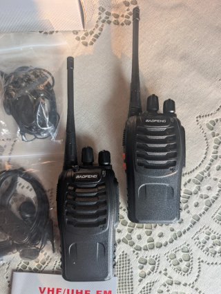 Walkie Talkie Baofeng BF-888S VHF/UHF