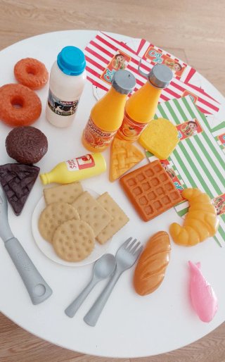 Cibo finto giocattolo per bambini