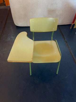 Pupitre escolar metálico y madera