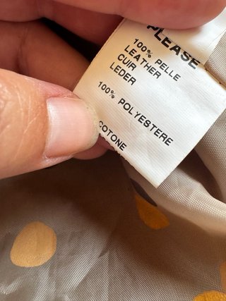 Cazadora cuero auténtico tachuelas