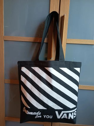 Bolso Shopper Grande Vans Negro y Blanco