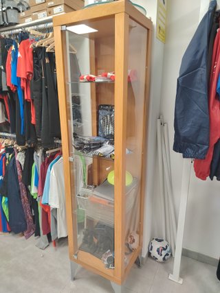 Mueble expositor cristal y madera