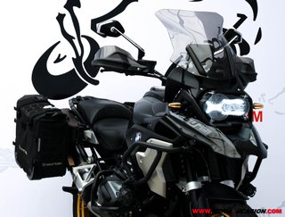 BMW R 1250 GS TRIPLE BLACK