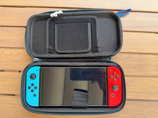 Nintendo Switch OLED Azul/Rojo