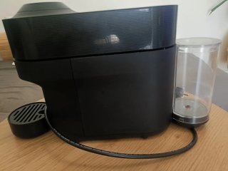 Cafetera Nespresso Vertuo Pop Negra
